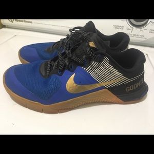 Nike ID custom met con 2            men’s shoes